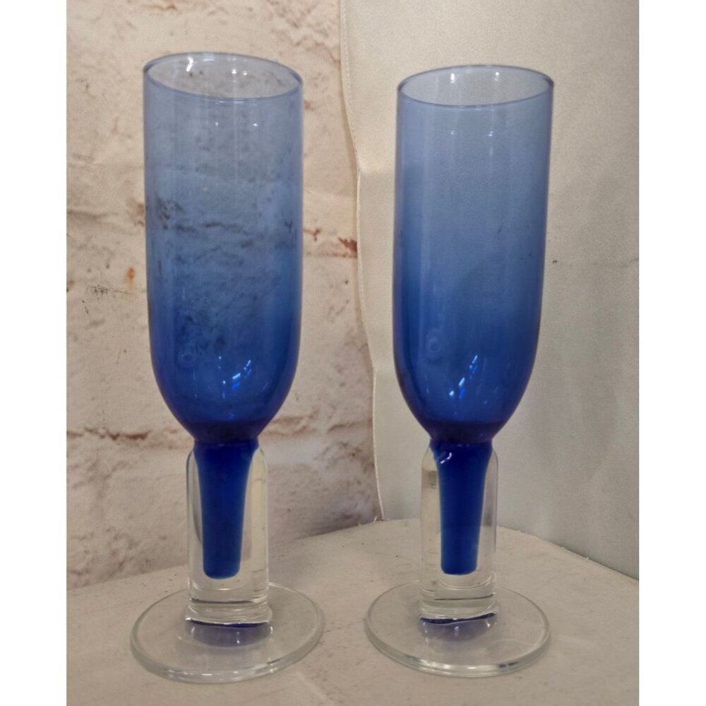 Pair of Bormioli Rocco Into The Blue Italian Art Glass Champagne Flutes Glasses - Picture 2 of 5